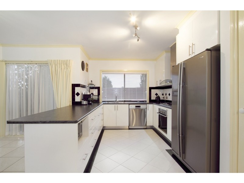 1 Glenn Erin Way, Berwick VIC 3806