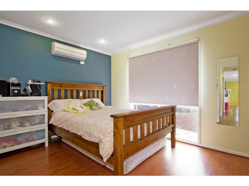 28 Ralph Crescent, Hampton Park VIC 3976