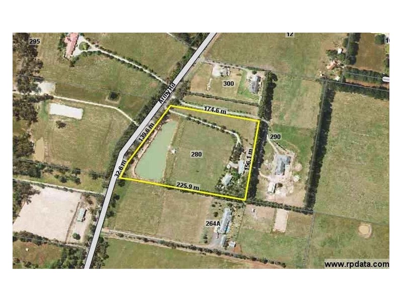 280 Army Road, Pakenham VIC 3810