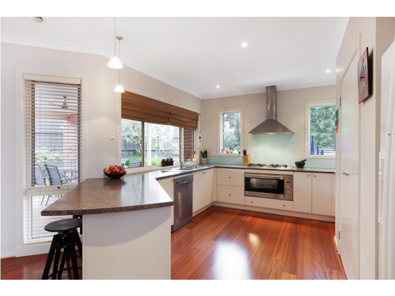 14 McNair Court, Berwick VIC 3806