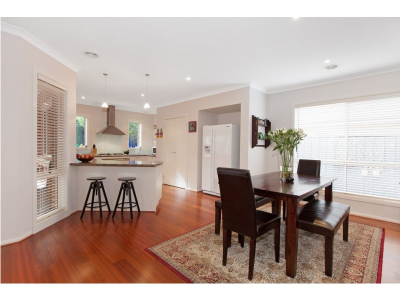 14 McNair Court, Berwick VIC 3806