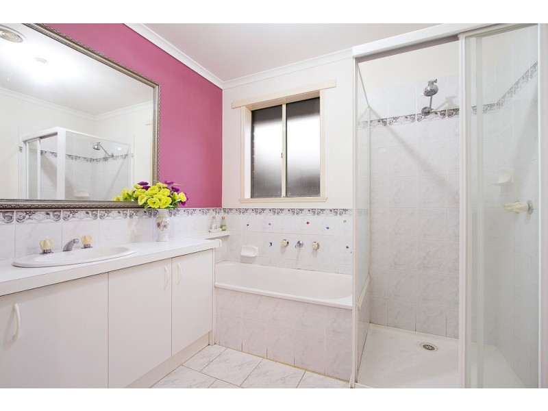 45 Bounty Way, Berwick VIC 3806