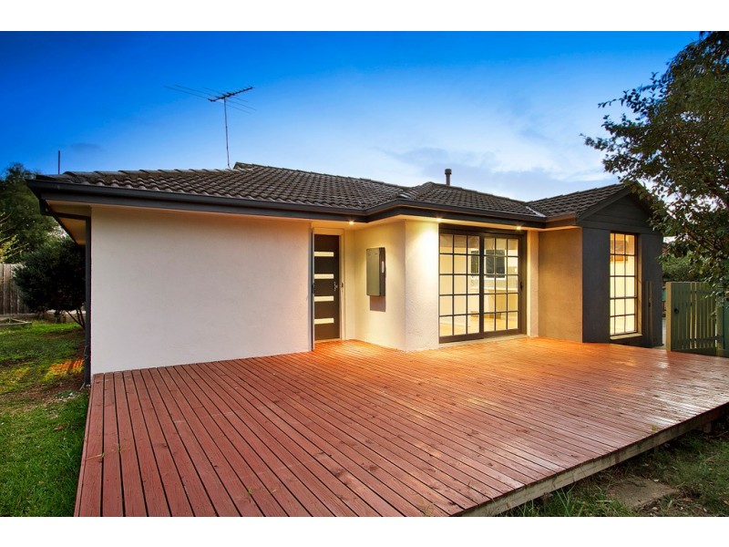 1 Melrose Court, Berwick VIC 3806