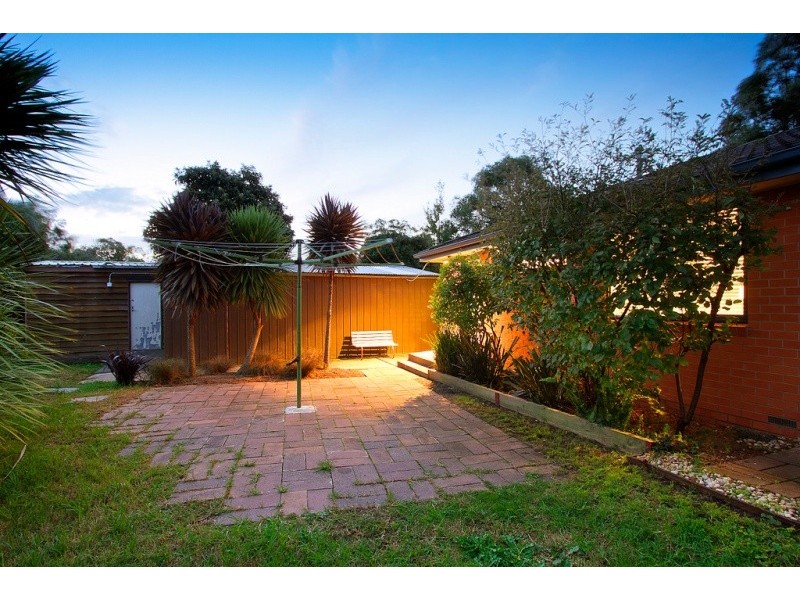 1 Melrose Court, Berwick VIC 3806