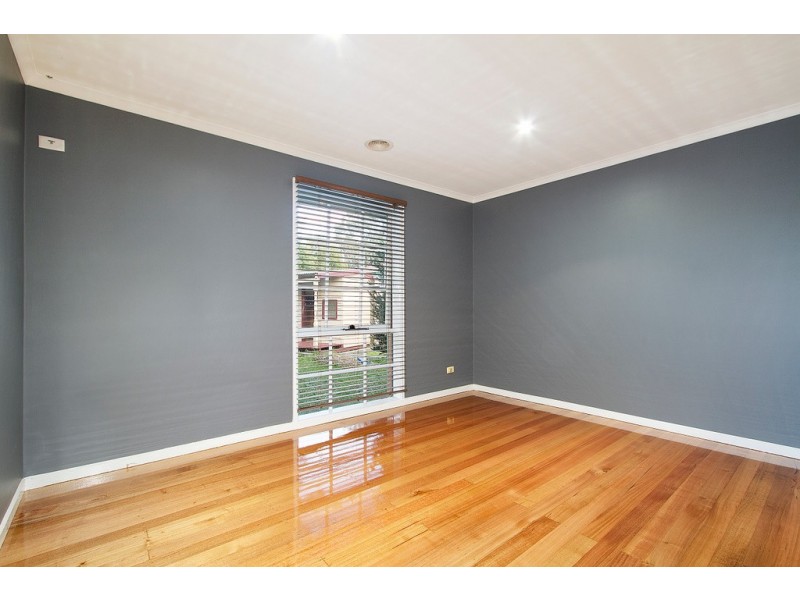 1 Melrose Court, Berwick VIC 3806