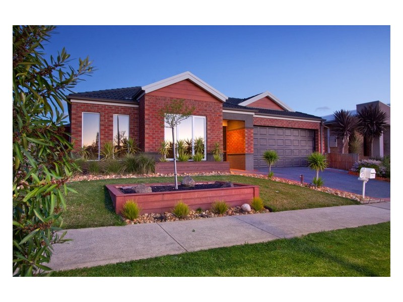 77 Viewgrand Drive, Berwick VIC 3806