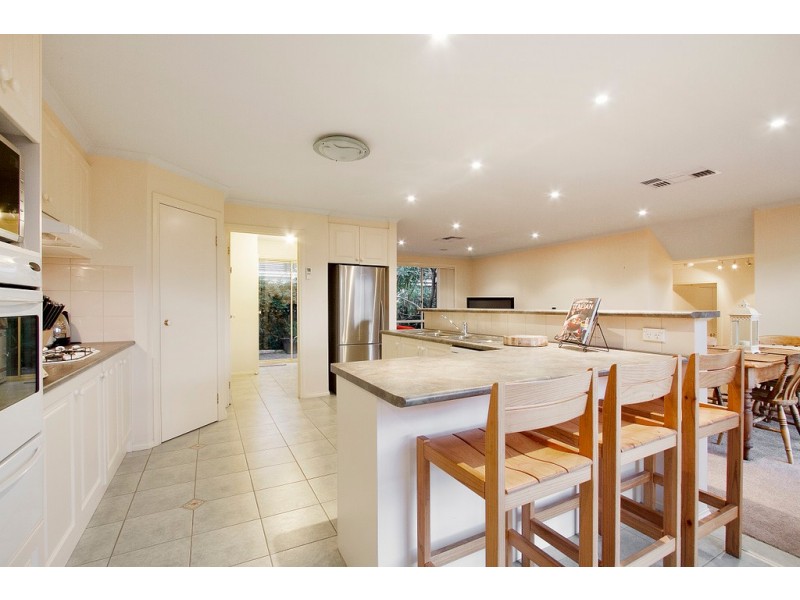 1 Harcourt Way, Berwick VIC 3806