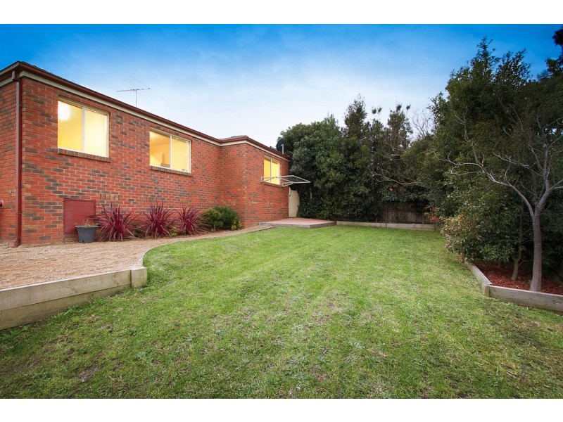 1 Harcourt Way, Berwick VIC 3806