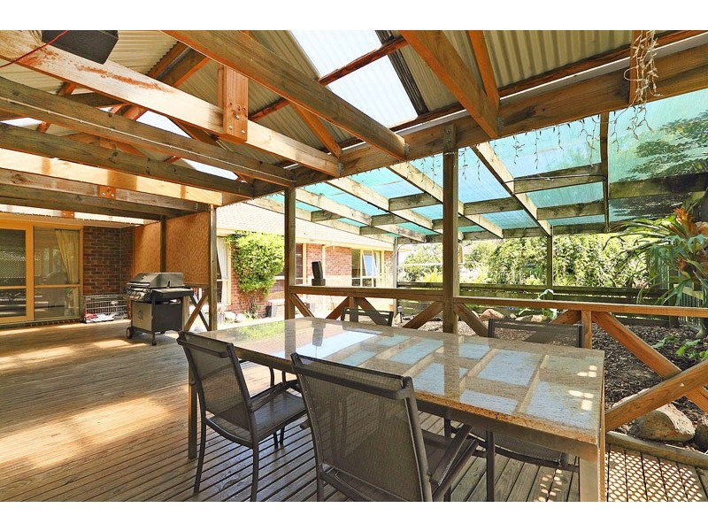 8 Facey Court, Narre Warren VIC 3805