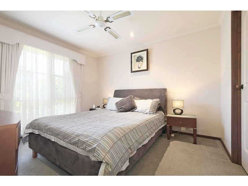 8 Facey Court, Narre Warren VIC 3805