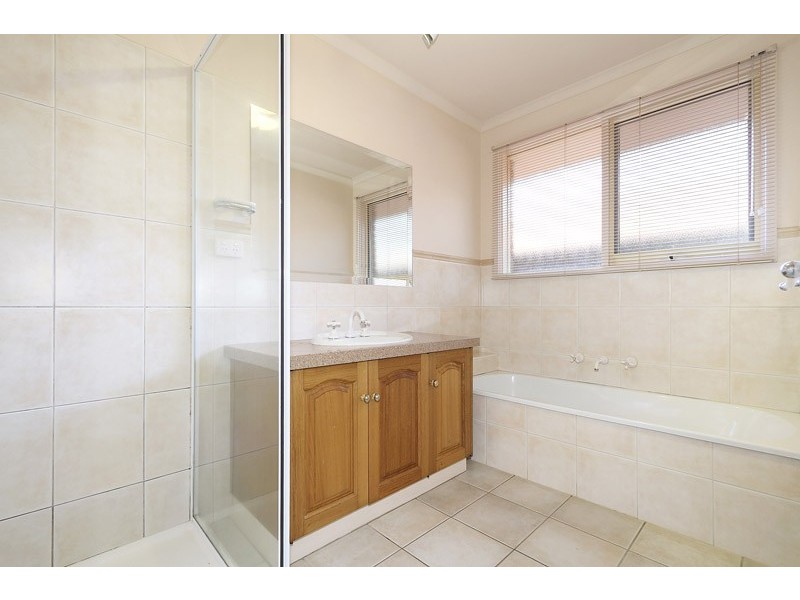 8 Facey Court, Narre Warren VIC 3805