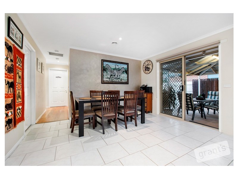 32 Bounty Way, Berwick VIC 3806
