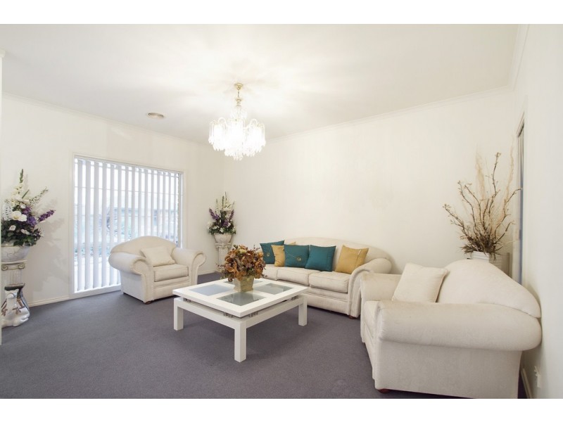 14 Fenton Place, Narre Warren South VIC 3805