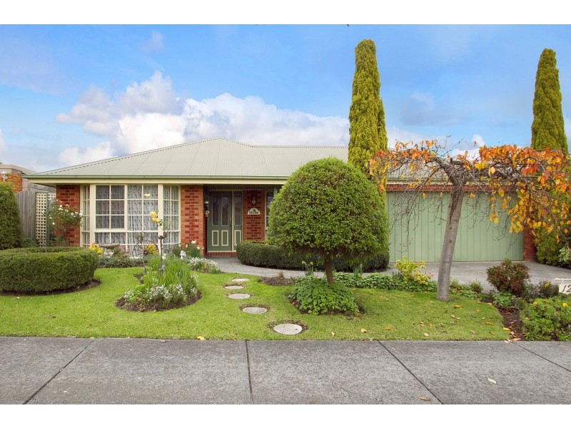 12 Oxenford Rise, Narre Warren South VIC 3805