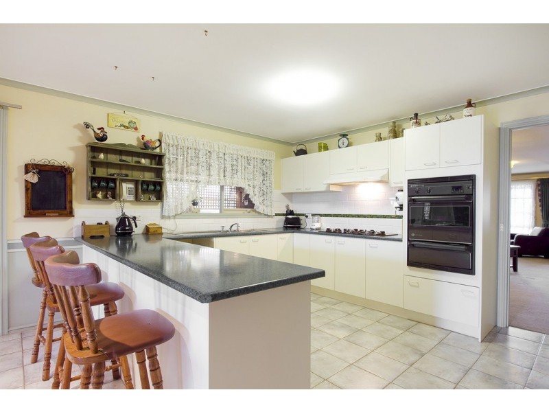 12 Oxenford Rise, Narre Warren South VIC 3805