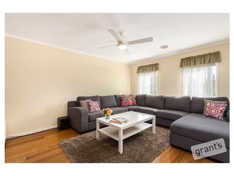 8 Thornley Drive, Berwick VIC 3806