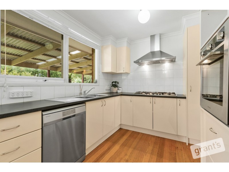 5 Melrose Court, Berwick VIC 3806