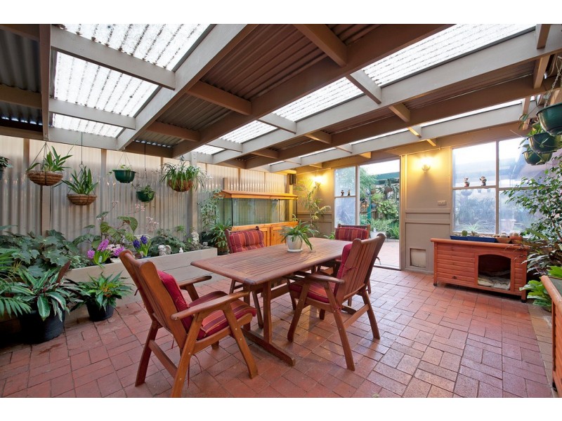 28 Heywood Cresent, Cranbourne North VIC 3977