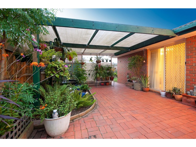 28 Heywood Cresent, Cranbourne North VIC 3977