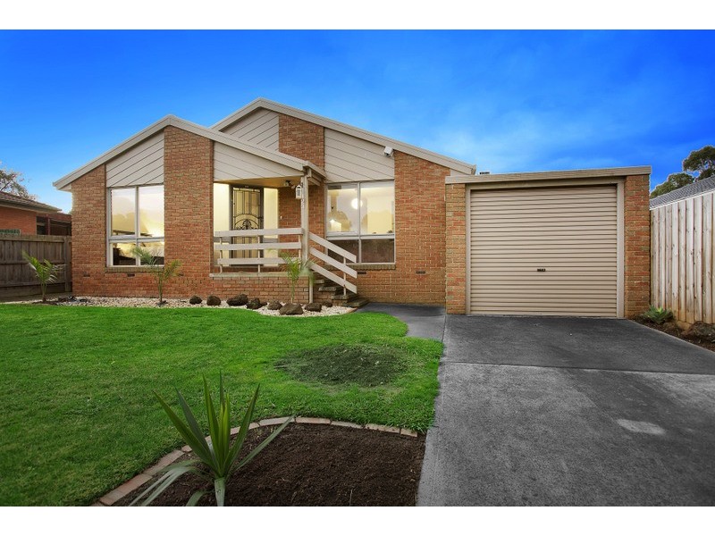 123 Avebury Drive, Berwick VIC 3806