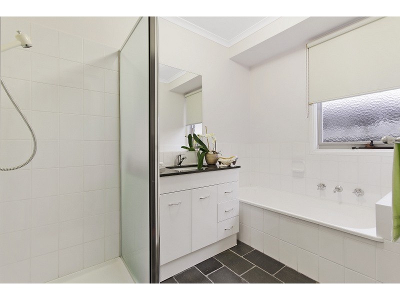 123 Avebury Drive, Berwick VIC 3806