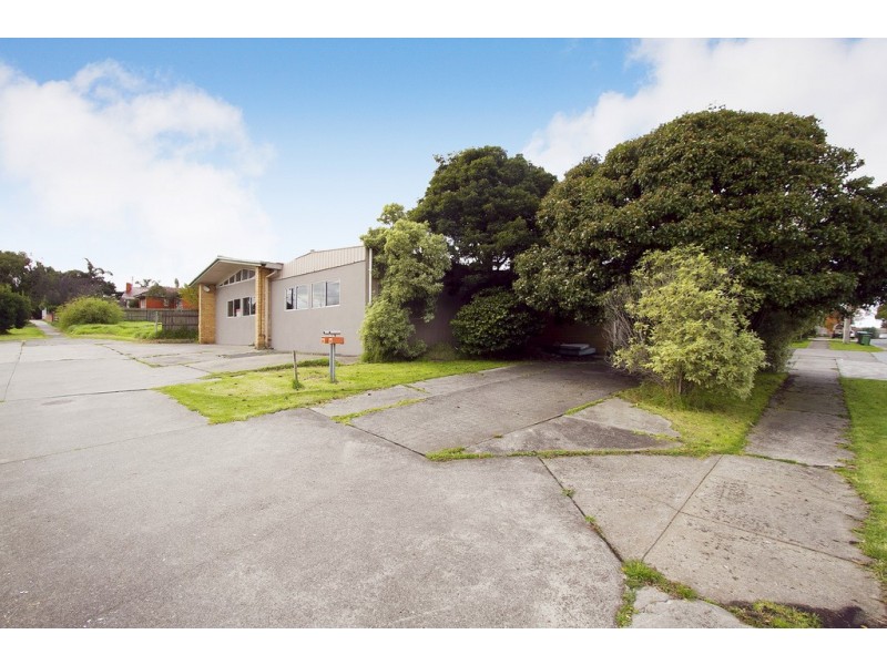 23-25 Doveton Avenue, Eumemmerring VIC 3177