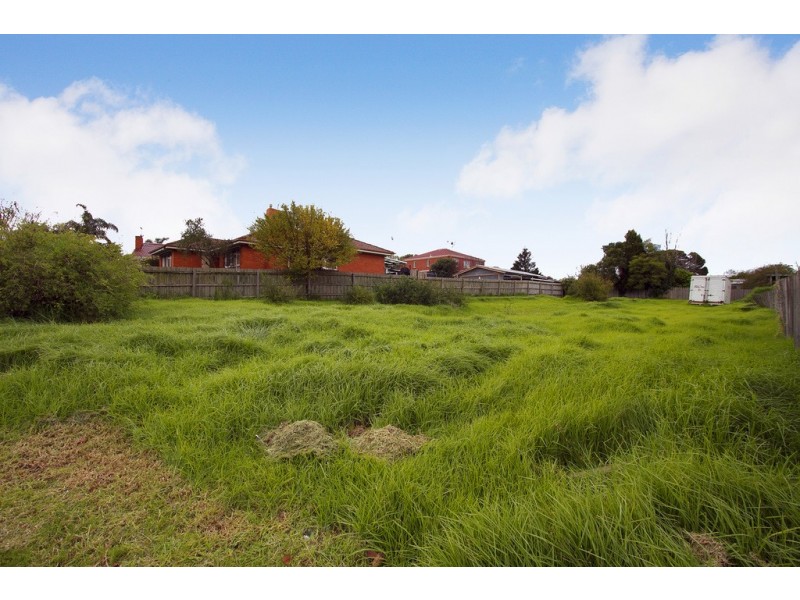 23-25 Doveton Avenue, Eumemmerring VIC 3177