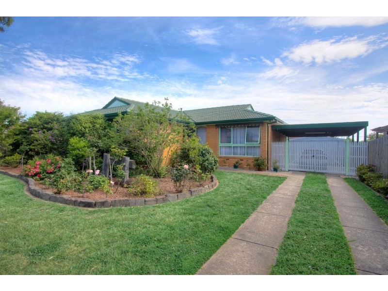 42 Guildford Crescent, Narre Warren VIC 3805