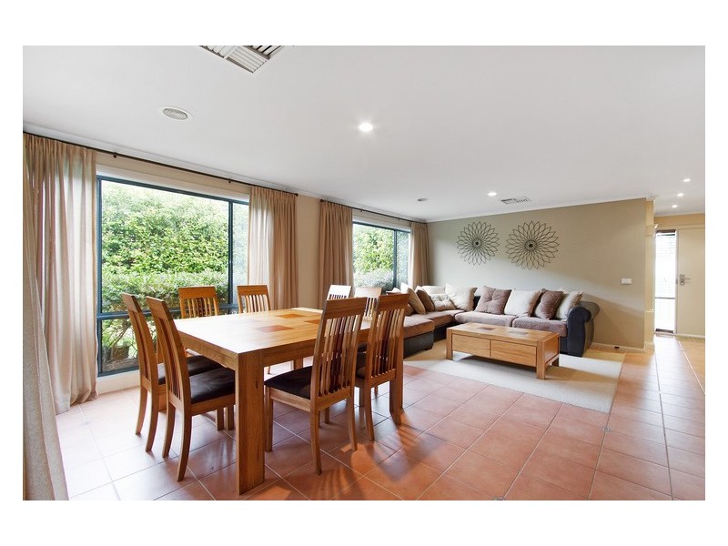 13 The Oval, Berwick VIC 3806