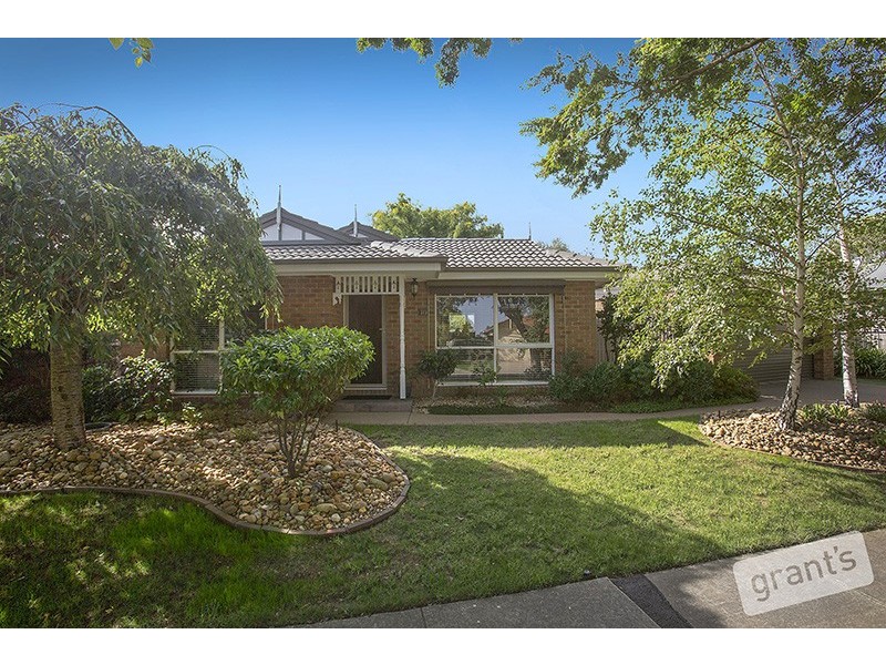 10 Bangalay Place, Berwick VIC 3806