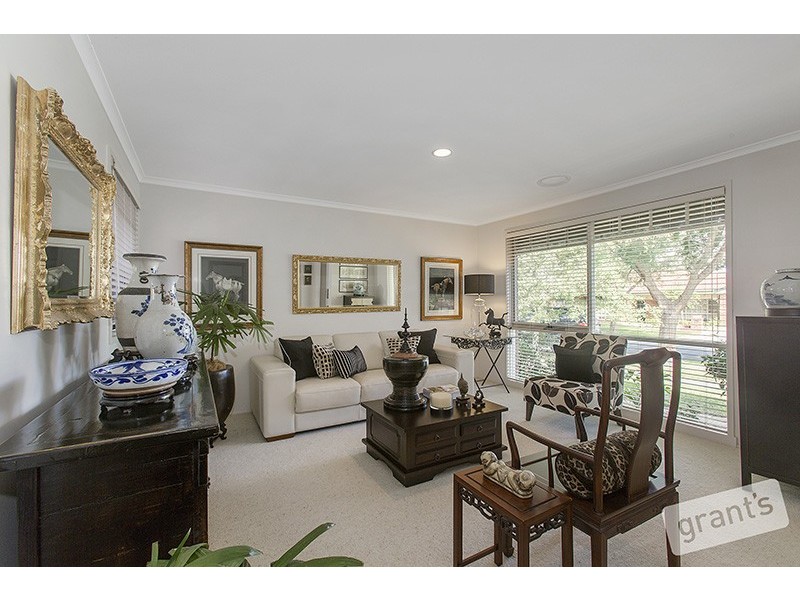 10 Bangalay Place, Berwick VIC 3806