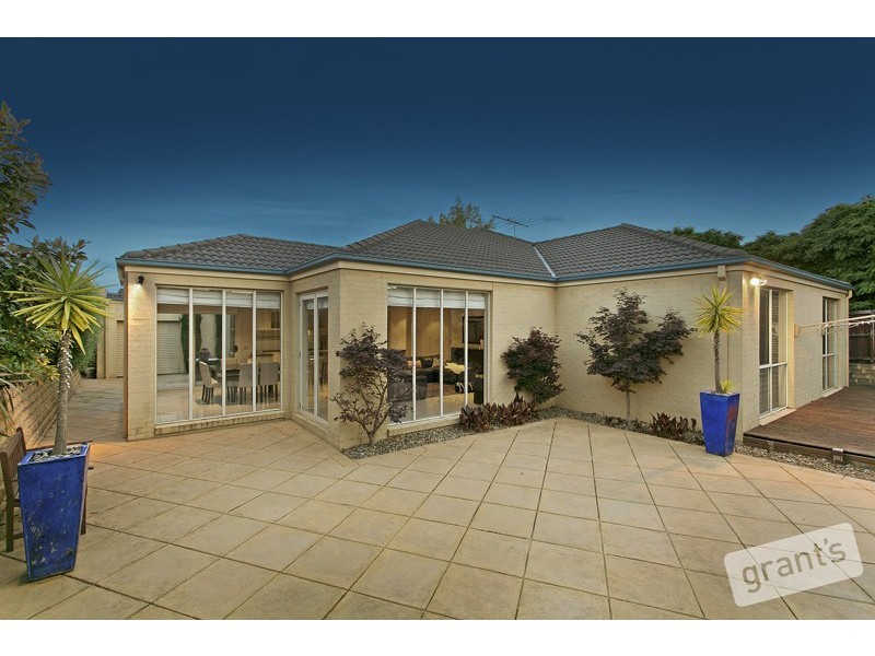 7 Mercy Court, Narre Warren South VIC 3805