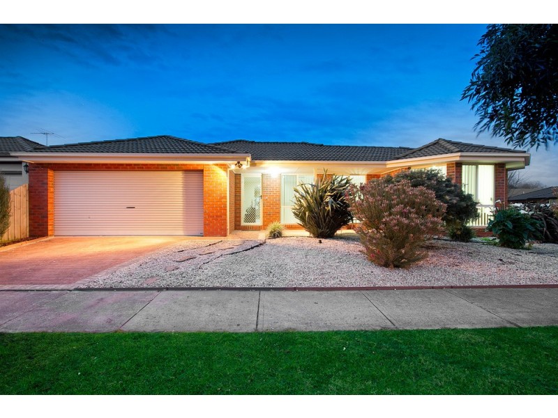 8 Terriester Drive, Berwick VIC 3806