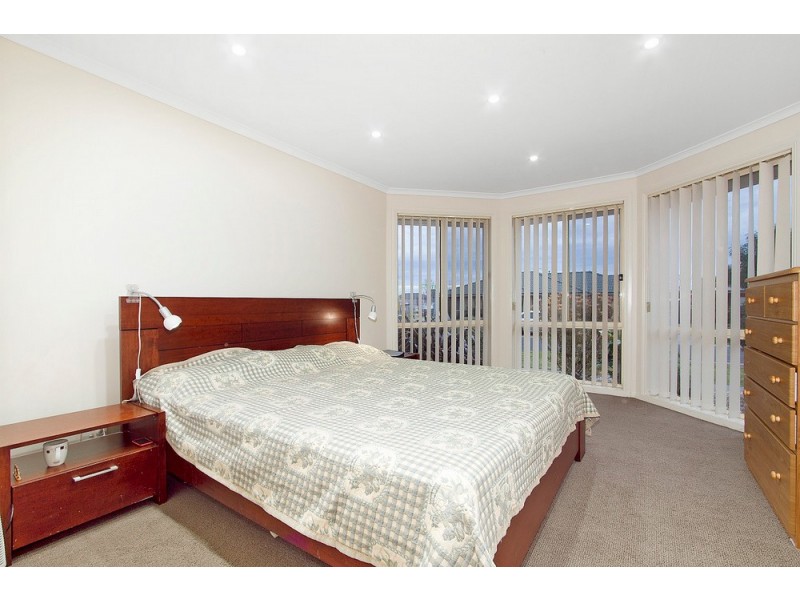 8 Terriester Drive, Berwick VIC 3806