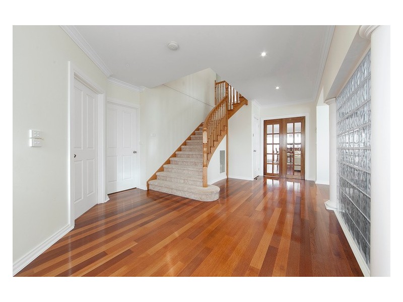 7 Sheffield Court, Narre Warren South VIC 3805