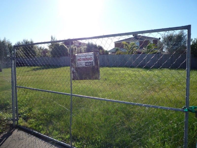 6 Holder Place, Berwick VIC 3806