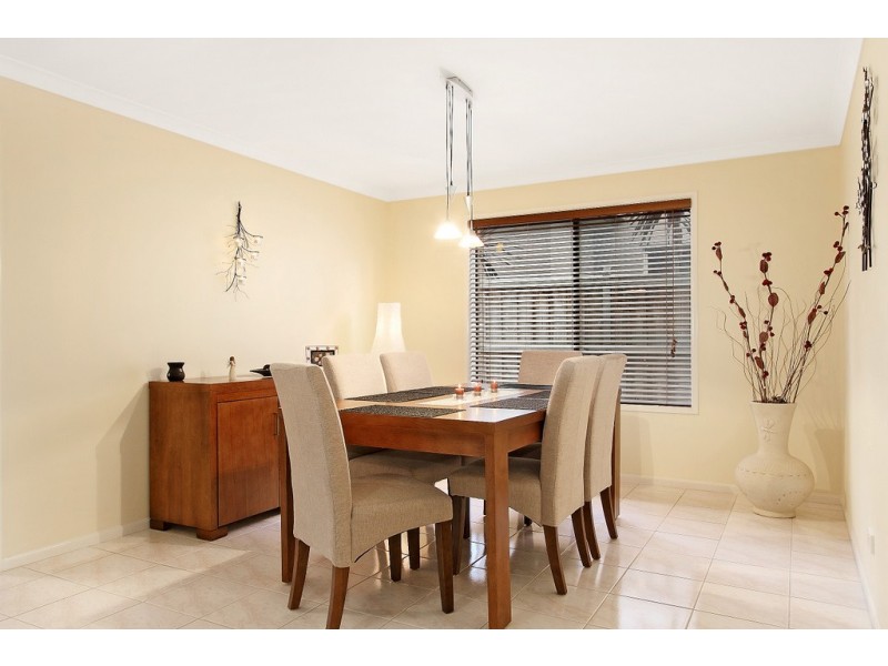 90 Robinswood Parade, Narre Warren South VIC 3805