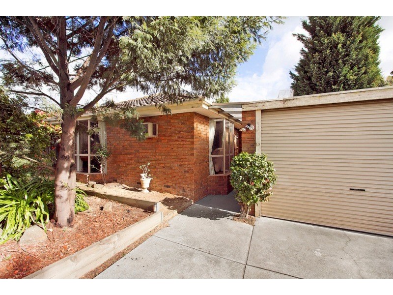 13 Buckland Court, Endeavour Hills VIC 3802