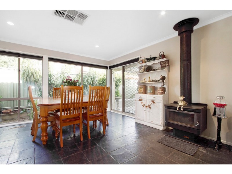 13 Buckland Court, Endeavour Hills VIC 3802