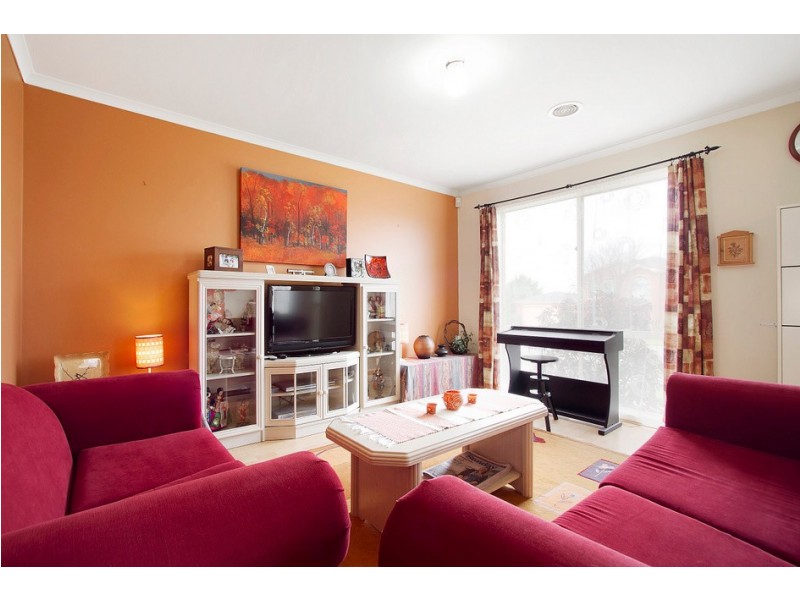 38 Robinswood Parade, Narre Warren South VIC 3805