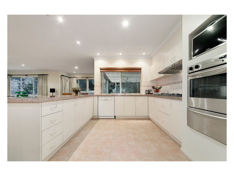 29 Harold Keys, Narre Warren South VIC 3805