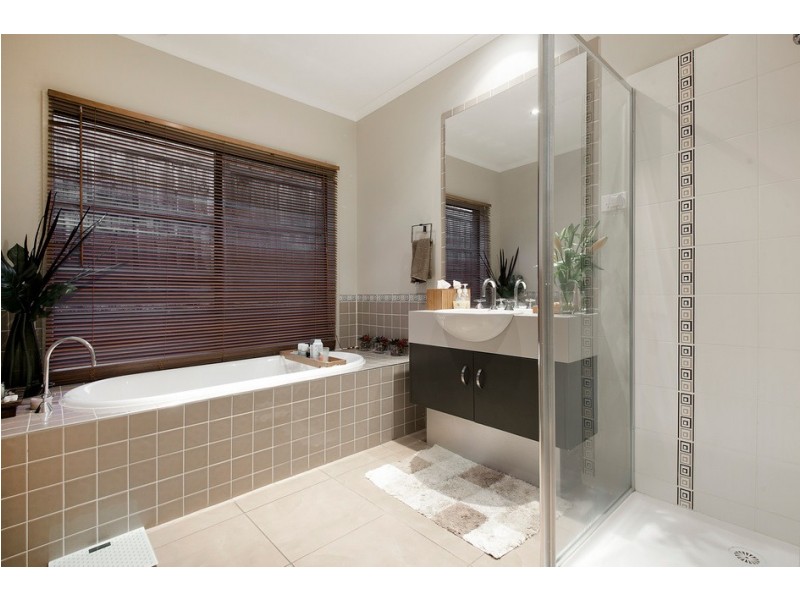 47 Whistler Drive, Berwick VIC 3806