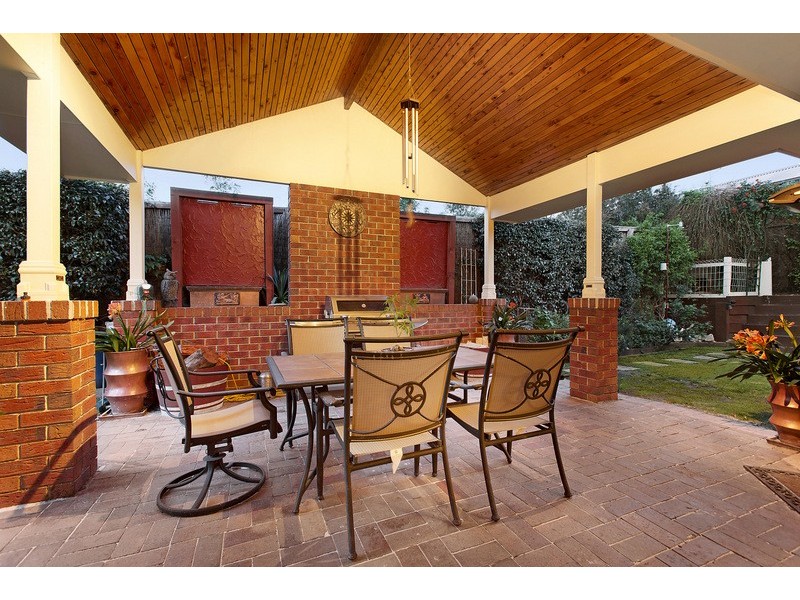 51 Viewgrand Drive, Berwick VIC 3806