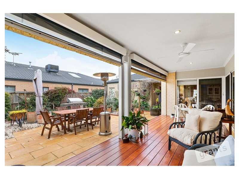 123 Viewgrand Drive, Berwick VIC 3806