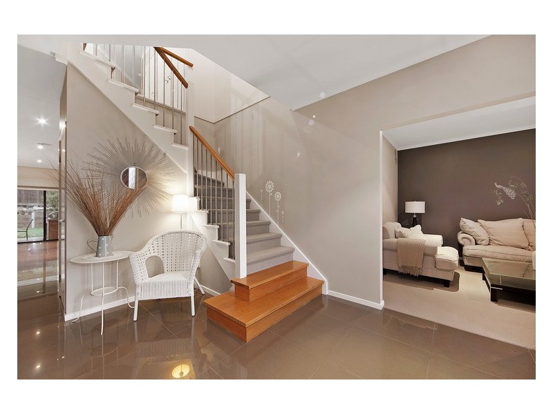 4 Jembecca Drive, Berwick VIC 3806