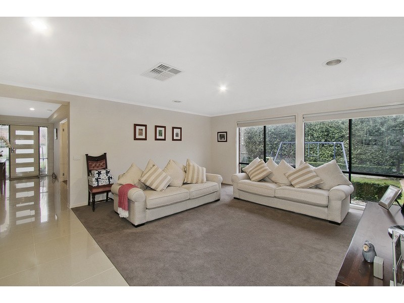 74 Chirnside Road, Berwick VIC 3806