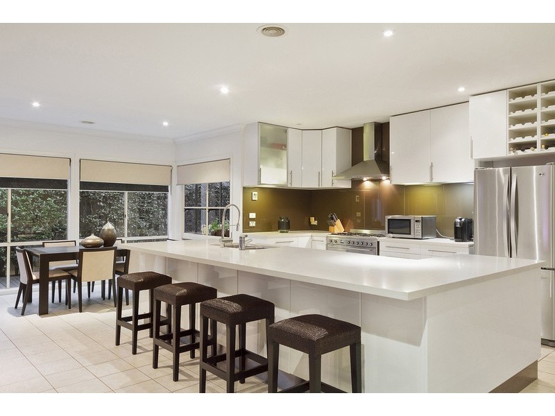 12 Sherman Court, Berwick VIC 3806