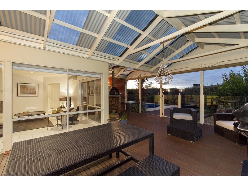 12 Sherman Court, Berwick VIC 3806