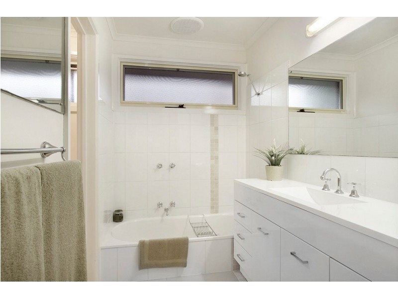 13 Margaret Street, Berwick VIC 3806