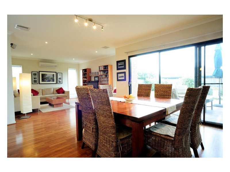 9 Alana Street, Berwick VIC 3806